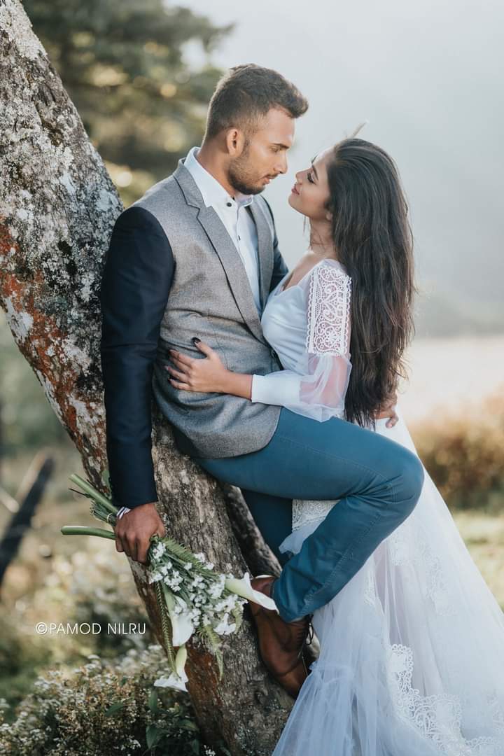 Pictures : Sri Lankan Cricketer Dasun Shanaka's wedding - NewsWire