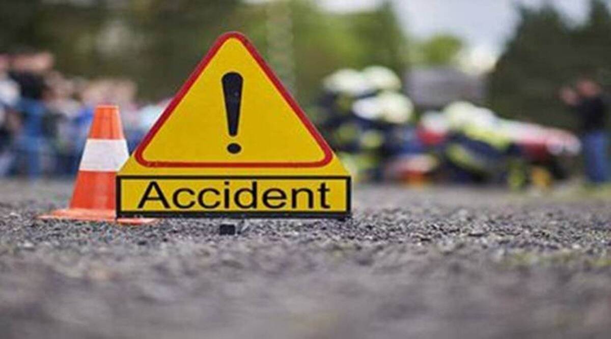 Several persons, including students injured in bus accident