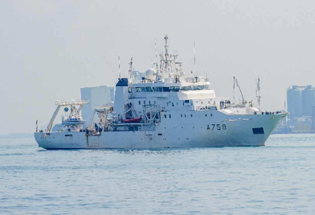 French Navy Ship ‘BEAUTEMPS BEAUPRE’ arrives in Colombo