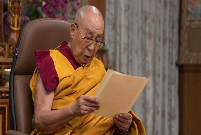 Barack Obama, Bill Clinton wish Dalai Lama on his 90th birthday