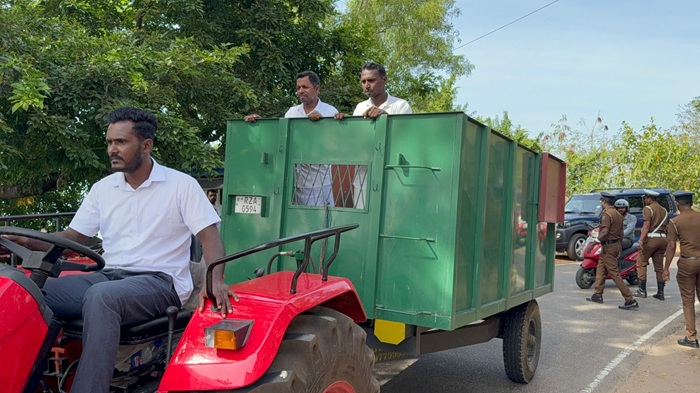 Vehicles not given : ITAK LC heads arrive in Garbage trucks