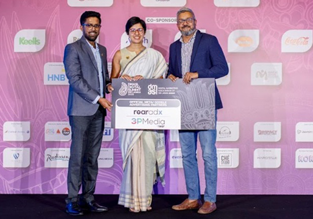 L-R: Udara Dharmasena - Secretary, DMASL, Gayathri Seneviratne - Vice President, DMASL and Project Chair for Digital Summit 2025 and Prash Balakrishnan - Chief Commercial Officer at Roar Global