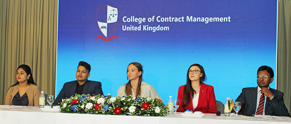 Head table (Left to Right) - Ashani Kaushalya - Sales Manager, Janith Sachinthana - Associate Director, Rhiannon Wilson - Digital Marketing Manager, Elise De Carteret - Executive Secretary and Ruhaim Razack - Associate Director
