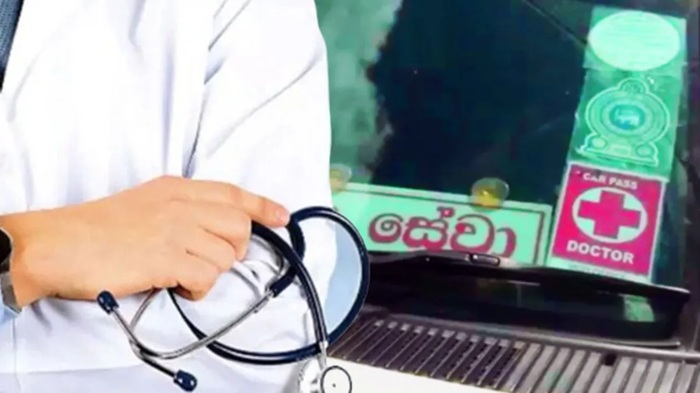 Doctors and lawyers can keep their car stickers – Health Minister clears confusion