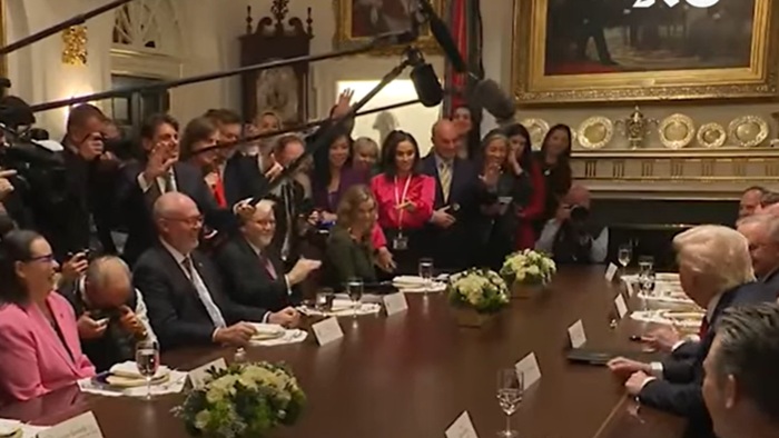 Trump insults Australia Envoy in front of Aus PM Albanese