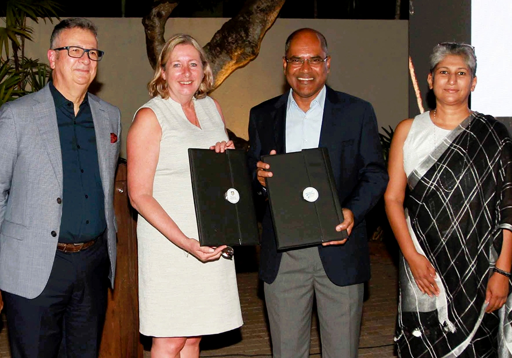 Mr. Bill Damachis – Director, International Partnerships at Flinders University, Prof. Deborah West – Vice President & Executive Dean, College of Education, Psychology and Social Work at Flinders University, Dr. Harsha Alles, Chairman Gateway and Ms. Thusitha Simon, COO Gateway Group.