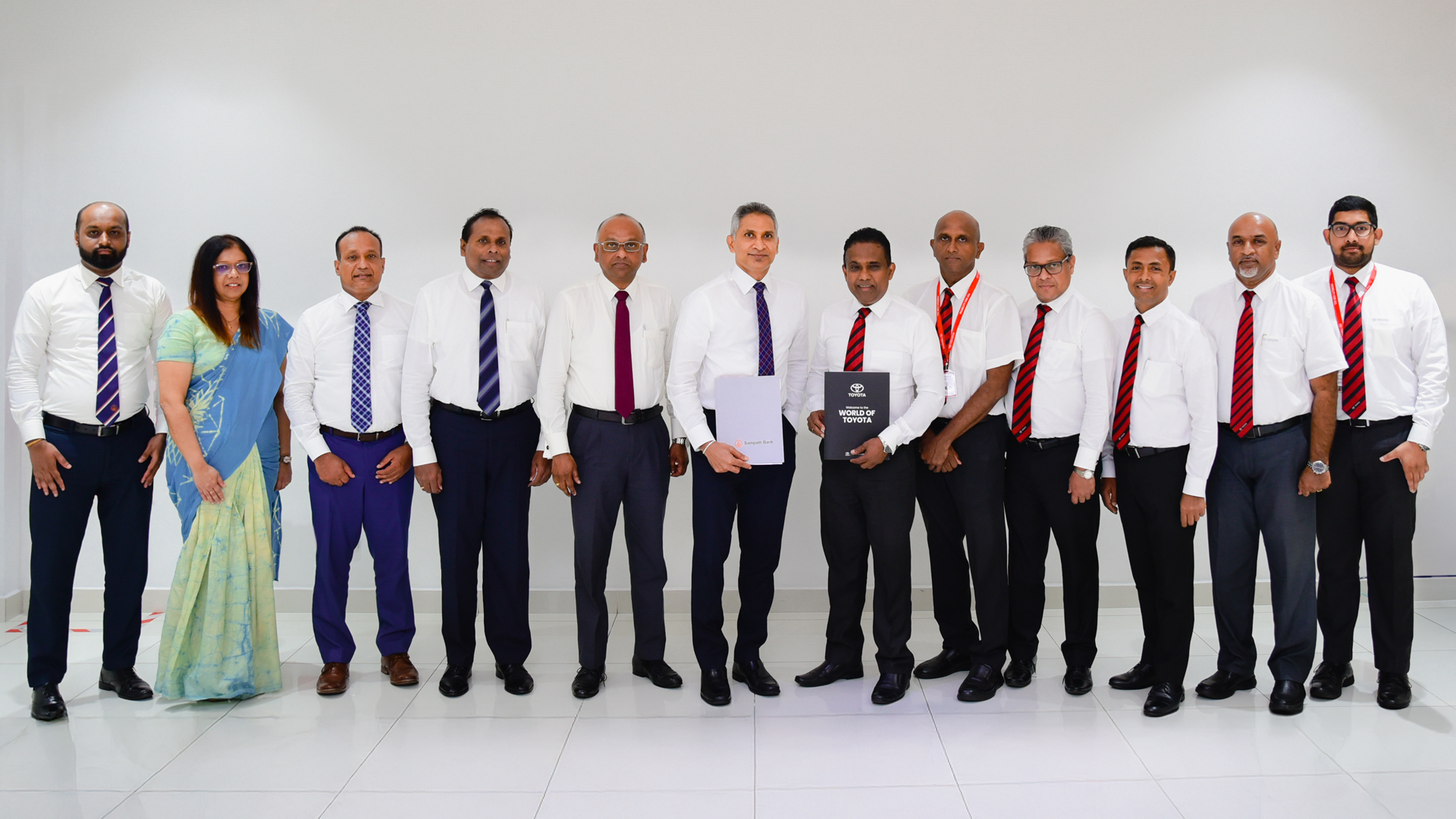 Sampath Bank Partners with Toyota Lanka to Make Vehicle Ownership More Rewarding