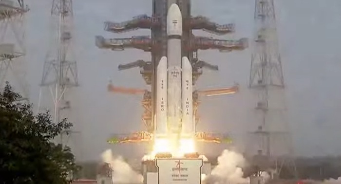 India successfully launches LVM3-M6 rocket