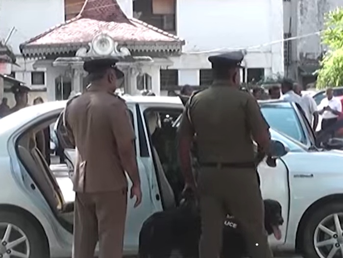 Bomb threat prompts lockdown and search at Kandy District Secretariat
