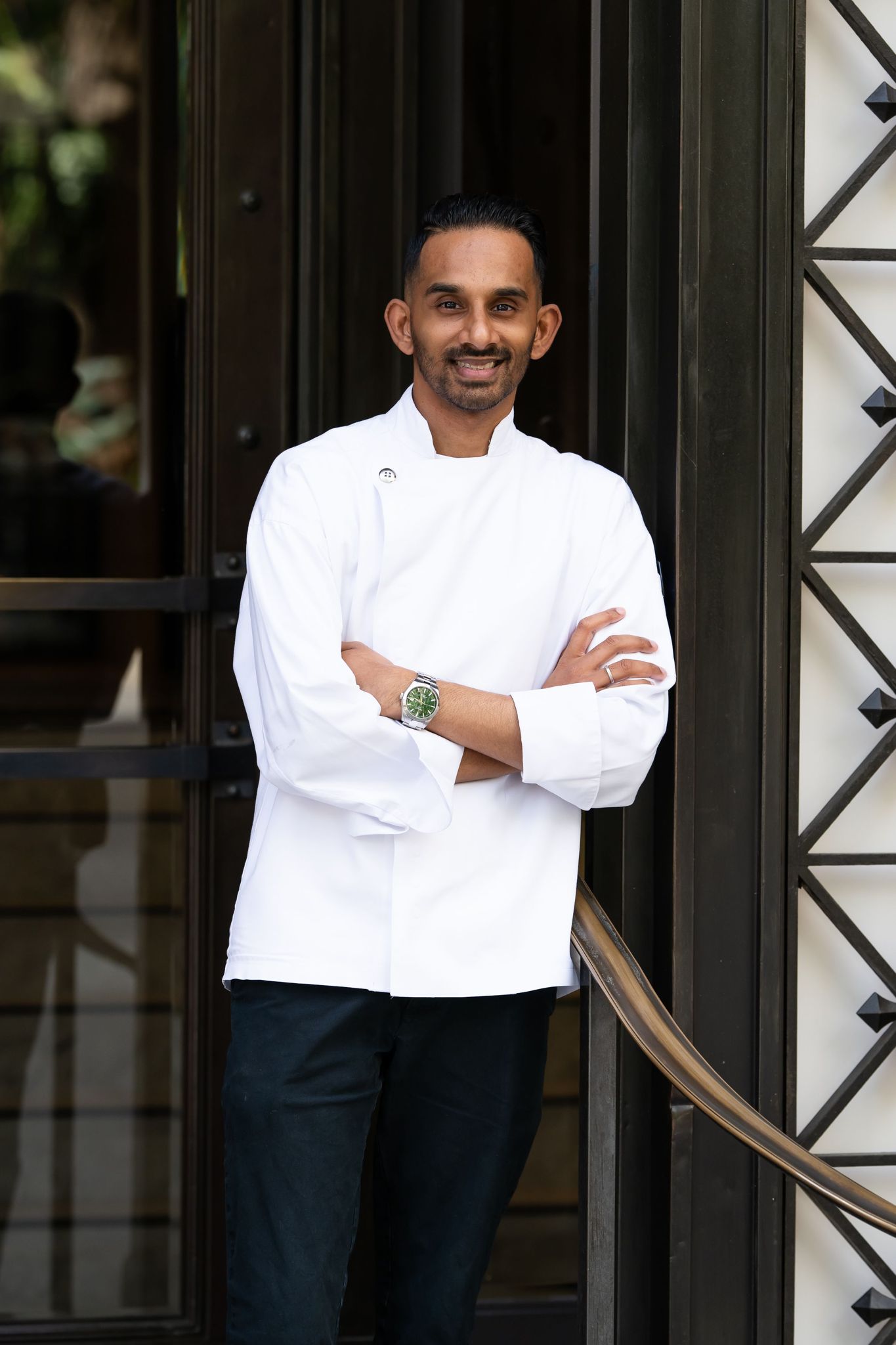 Capella Sydney Welcomes Travin De Hoedt as Executive Pastry Chef
