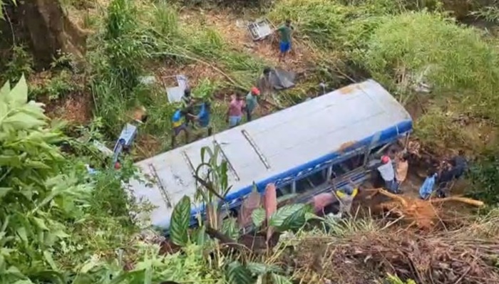 One killed in Hatton bus accident