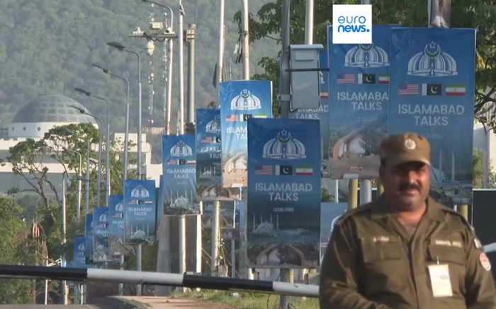 Iranian foreign minister heads to Russia for meeting with Putin after second Pakistan trip