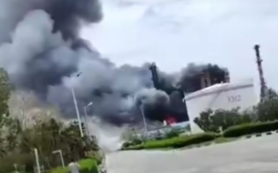 Iran oil refinery hit in “enemy attack” hours after ceasefire agreement