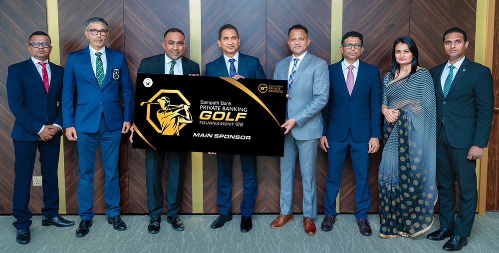 Mr. Sanjaya Gunawardana, Managing Director/ Chief Executive Officer, Sampath Bank (5th from R), presents the cheque to Mr. Mahela Jayawardene, Captain, RCGC (3rd from L), with Sampath Bank officials from R: Mr. SajeewaWanaguru, Senior Relationship Manager; Ms. Shyanika Hewage, Head of Private Banking;Mr. Asanka Liyanage, DGM – Consumer & SME Banking and Mr. Darshin Pathinayake,Chief Business Intelligence Officer along with RCGC officials Mr. Dihan Dedigama – Vice Captain and Mr. Shiran D. Rahman – Manager, Marketing & Communications