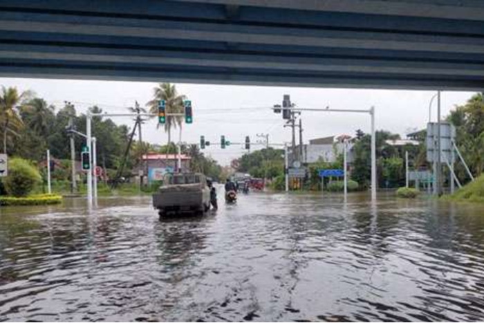 Weather Alert : Southern Expressway entrance at Welipenna temporarily closed for light vehicles