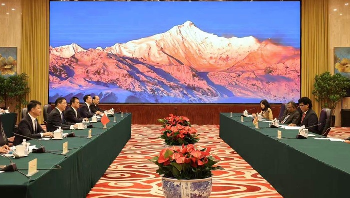 Trade minister meets China’s Yunnan governor to boost trade and investment