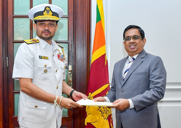Vice Admiral Damian Fernando appointed 27th Navy Commander