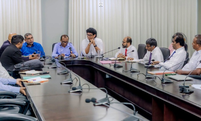 Special discussion held on cooperative fuel station issues