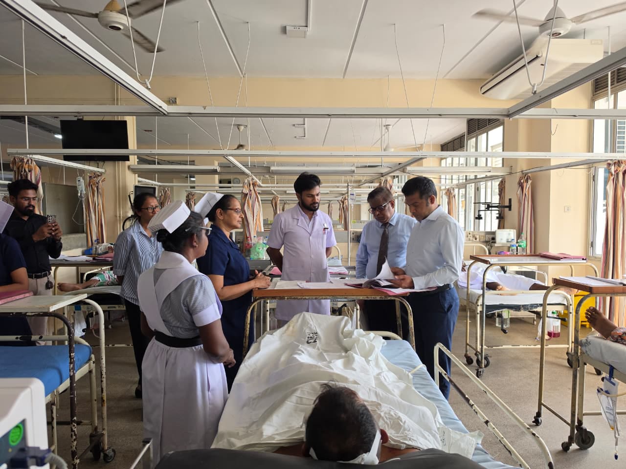 12 in ICU after Negombo Prison violence, Health Minister visits injured