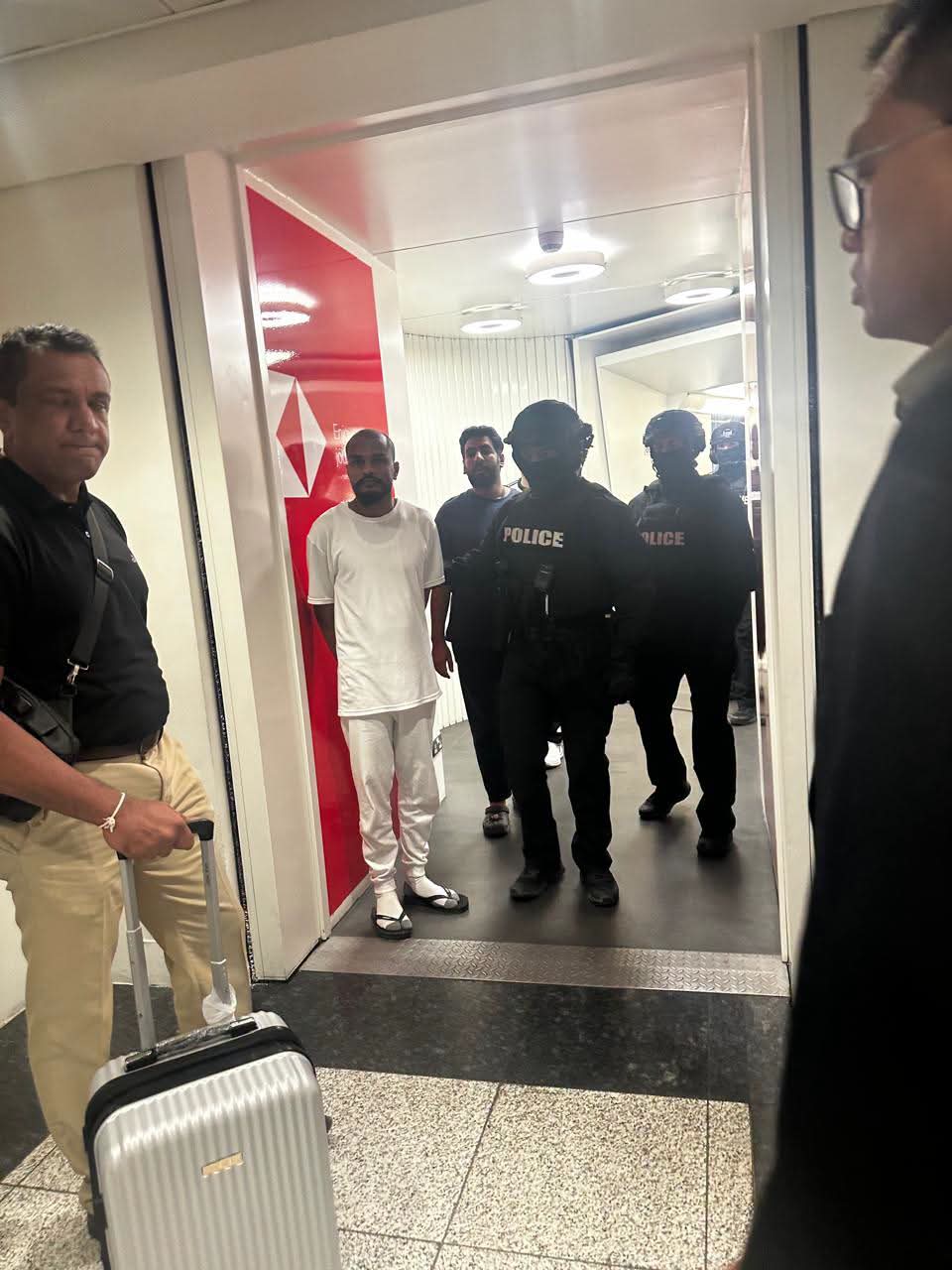 Wanted Crime Suspect ‘Bus Lalith’ Brought Back from Dubai