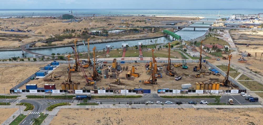 Home Lands Completes 60% Piling Work of ‘Central Park Boulevard Port City Colombo