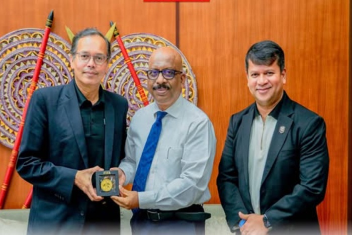 FIFA pledges support for football ground, equipment and development in Sri Lanka