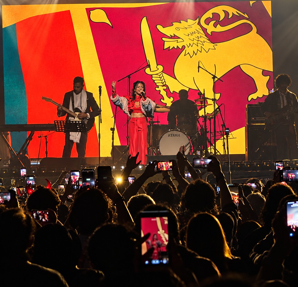 Yohani Closes India’s Ziro Festival Stage as International Crowd Sings Along in Sinhala
