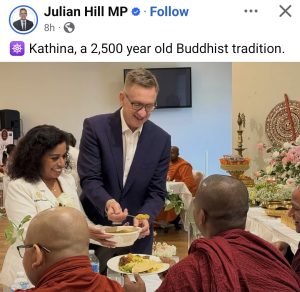 Australian Minister Julian Hill joins Sri Lankan Buddhist monks for Kathina ceremony