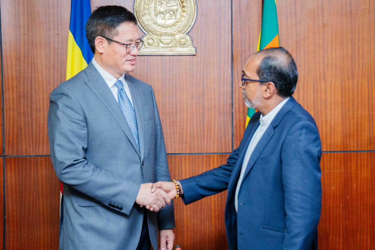 Chinese Ambassador meets Buddhasasana Minister to enhance cultural ties