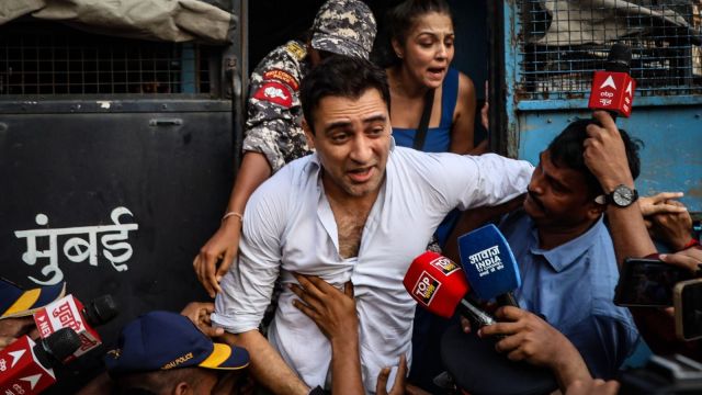 Bollywood actor told to leave India over election protest
